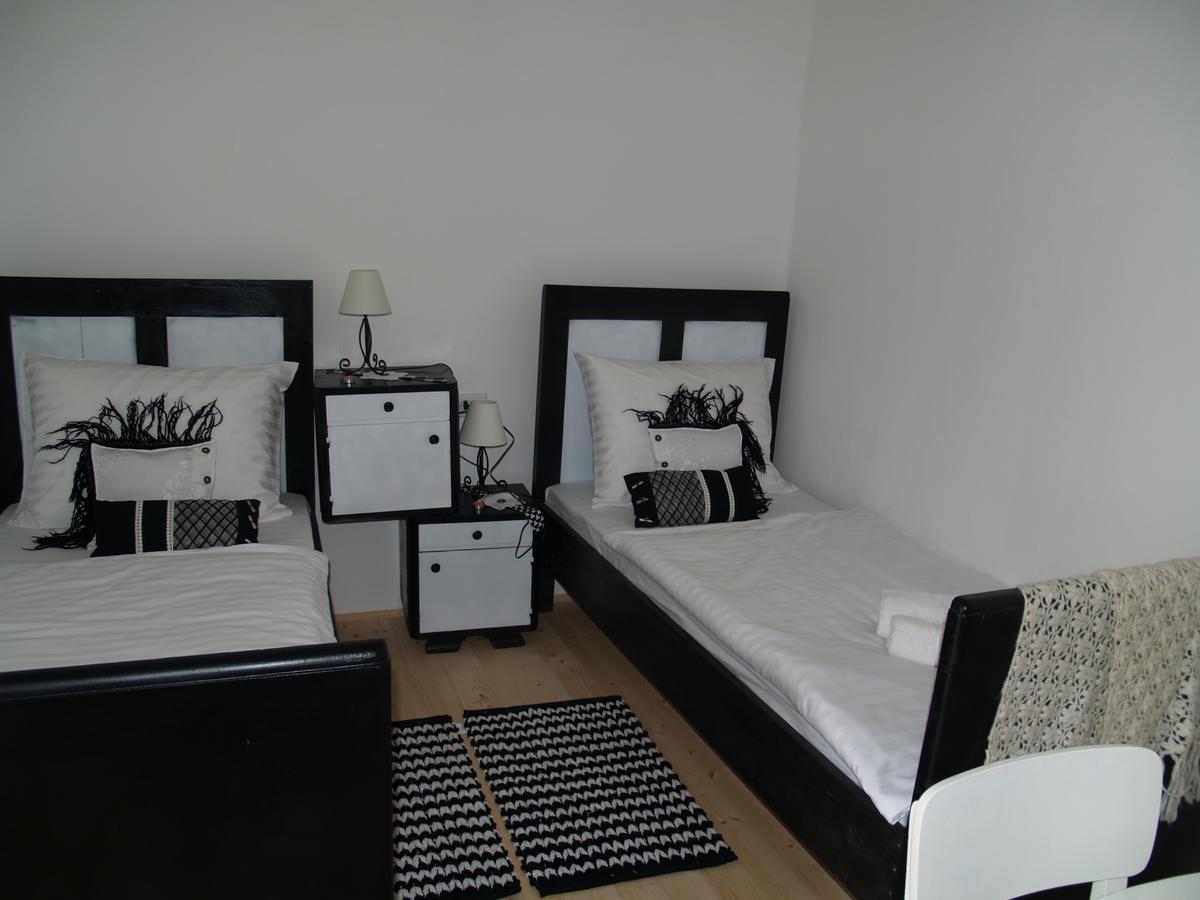 Pannonia Terranova Hotel Vardarac Bagian luar foto
