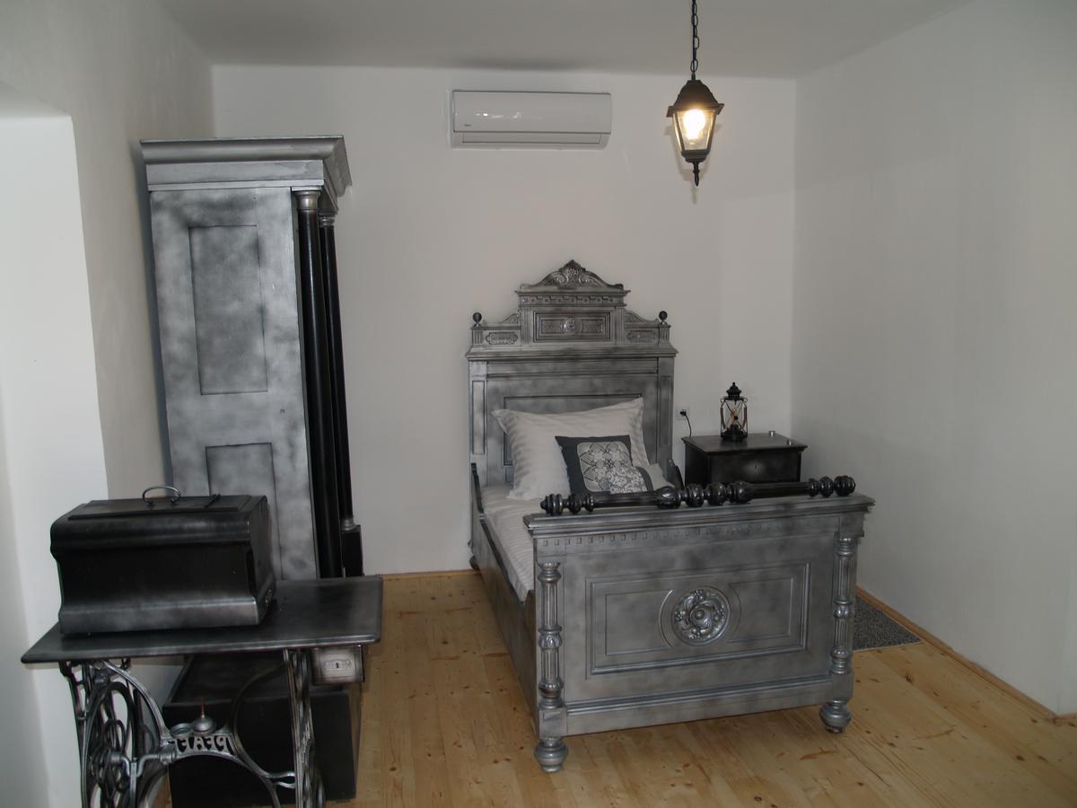 Pannonia Terranova Hotel Vardarac Bagian luar foto